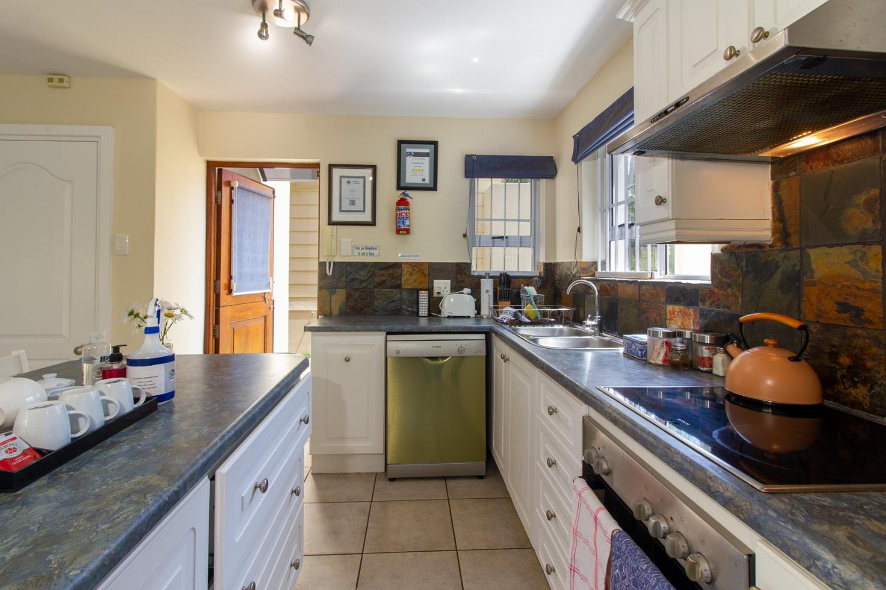 켄톤 온 씨 Dunwerkin Self Catering 아파트 외부 사진